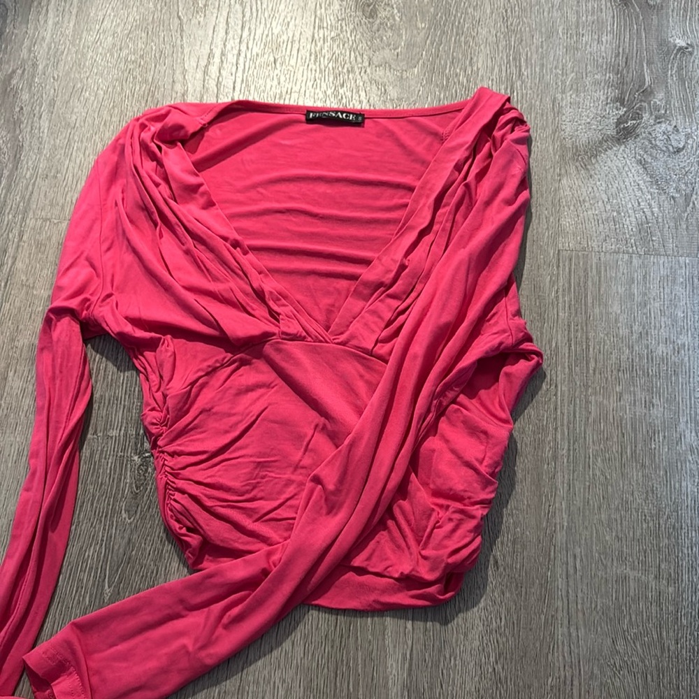 Hot pink v neck crop top long sleeve